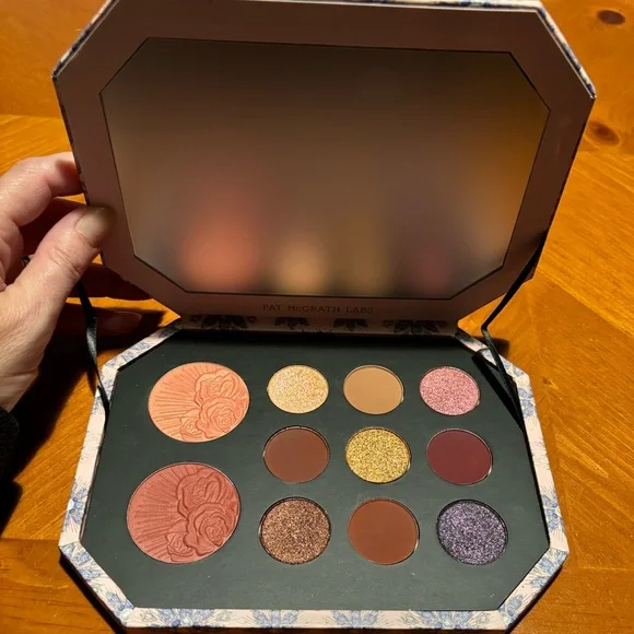 Pat McGrath Labs MTHRSHP Bijoux Brilliance Blush & Eyeshadow Palette